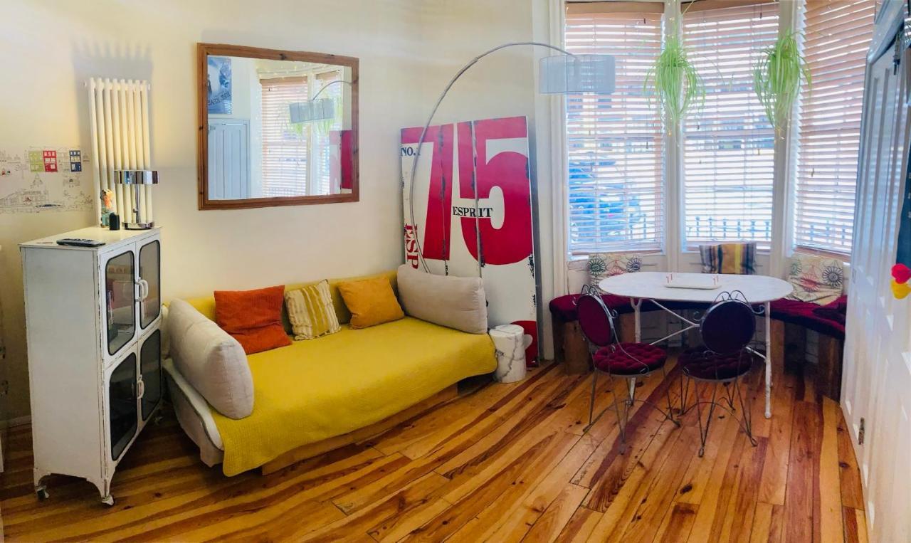 Two Top Central Beach Studios - Also Separate Spa Cabin And Watersports Brighton Eksteriør billede