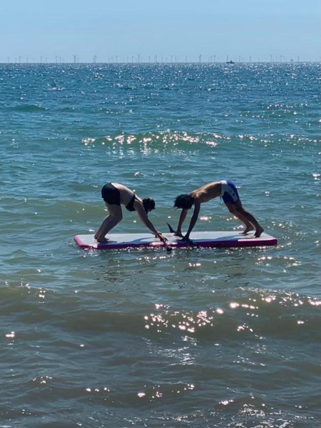 Two Top Central Beach Studios - Also Separate Spa Cabin And Watersports Brighton Eksteriør billede