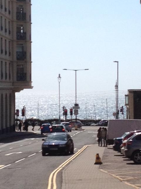 Two Top Central Beach Studios - Also Separate Spa Cabin And Watersports Brighton Værelse billede