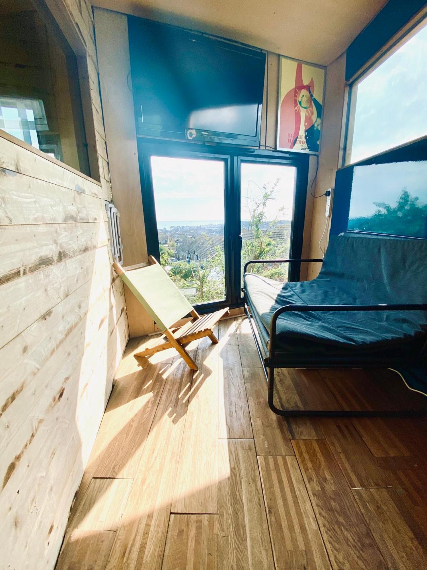 Two Top Central Beach Studios - Also Separate Spa Cabin And Watersports Brighton Eksteriør billede